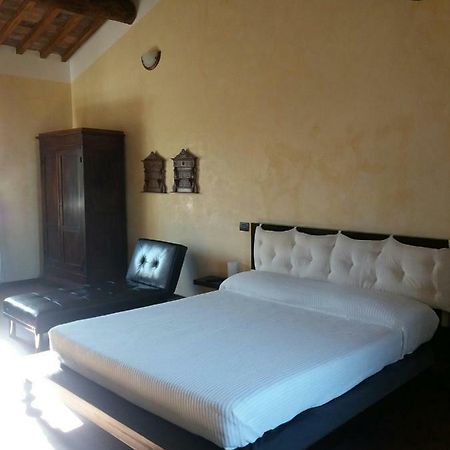 Вилла Farm House Il Fondaco Сиена Экстерьер фото